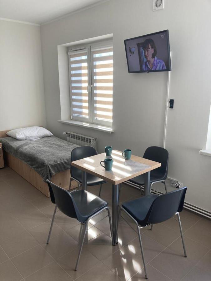 Hostel Przy Stadionie Явожно Екстер'єр фото